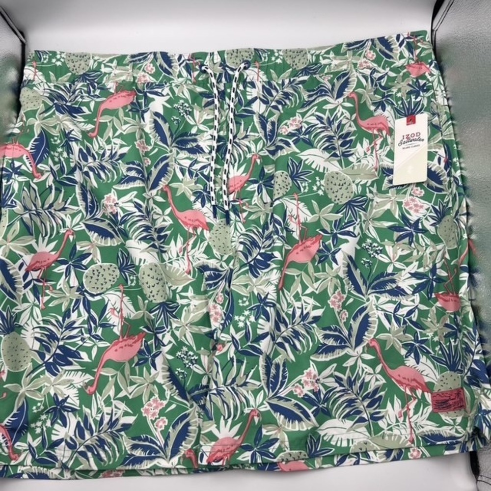 NWT IZOD Saltwater Men's XXL Deep Green Flamingo Tropical 8" Swim Shorts